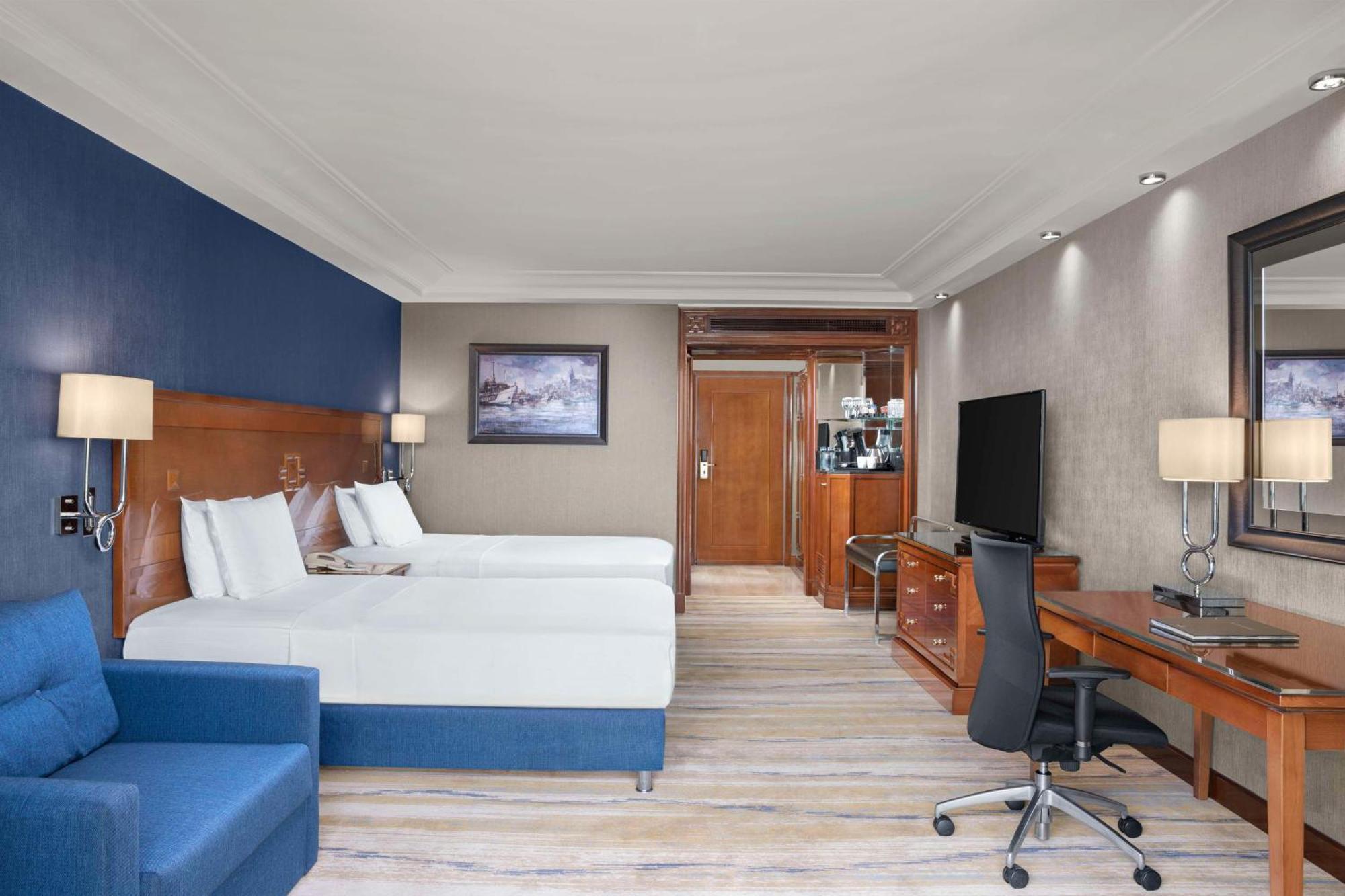 Hotel Hilton Bosphorus 5*